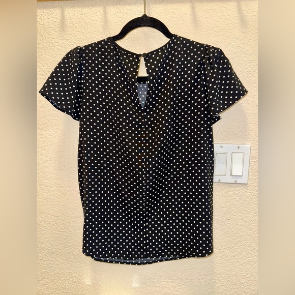 Forever 21 Black and White Boxy Blouse - Picture 3 of 3